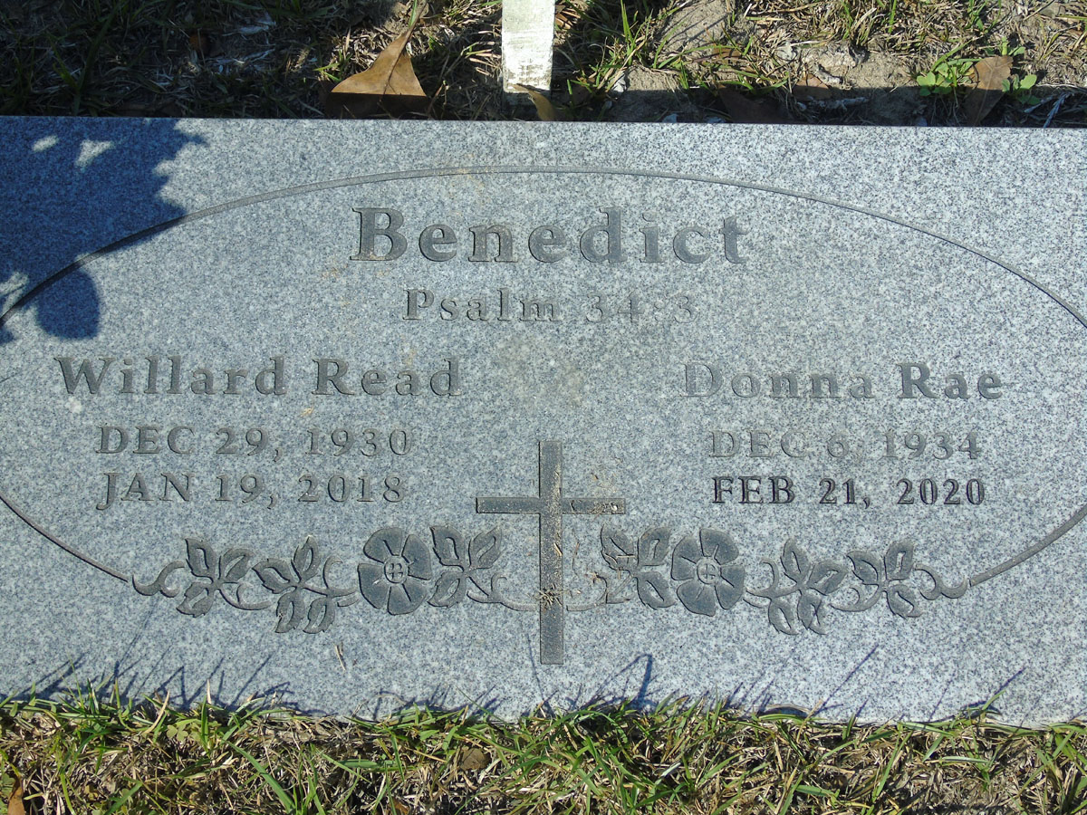 Headstone for Benedict, Donna Rae